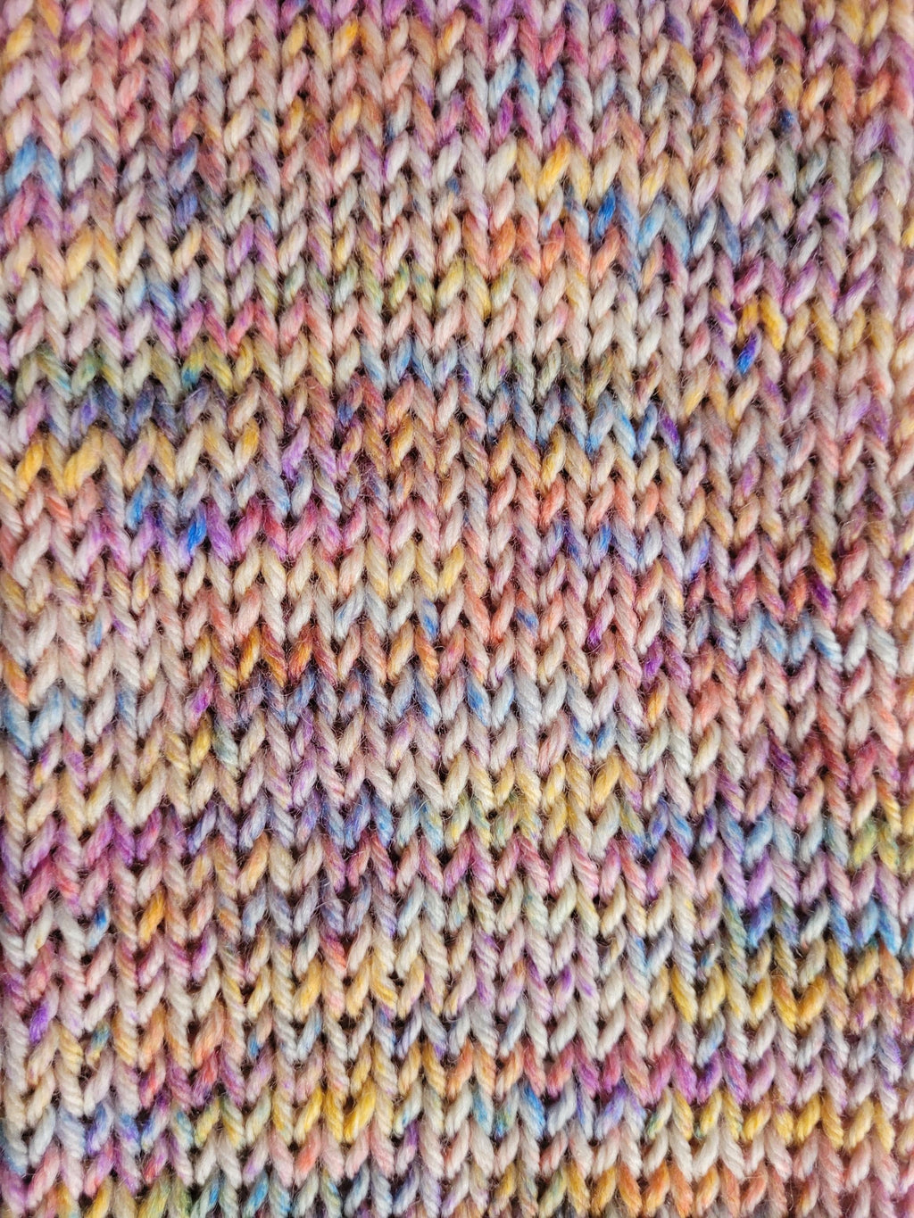 handmade leg warmers,  woolen,  warm and breathable,  in pastel rainbow colours