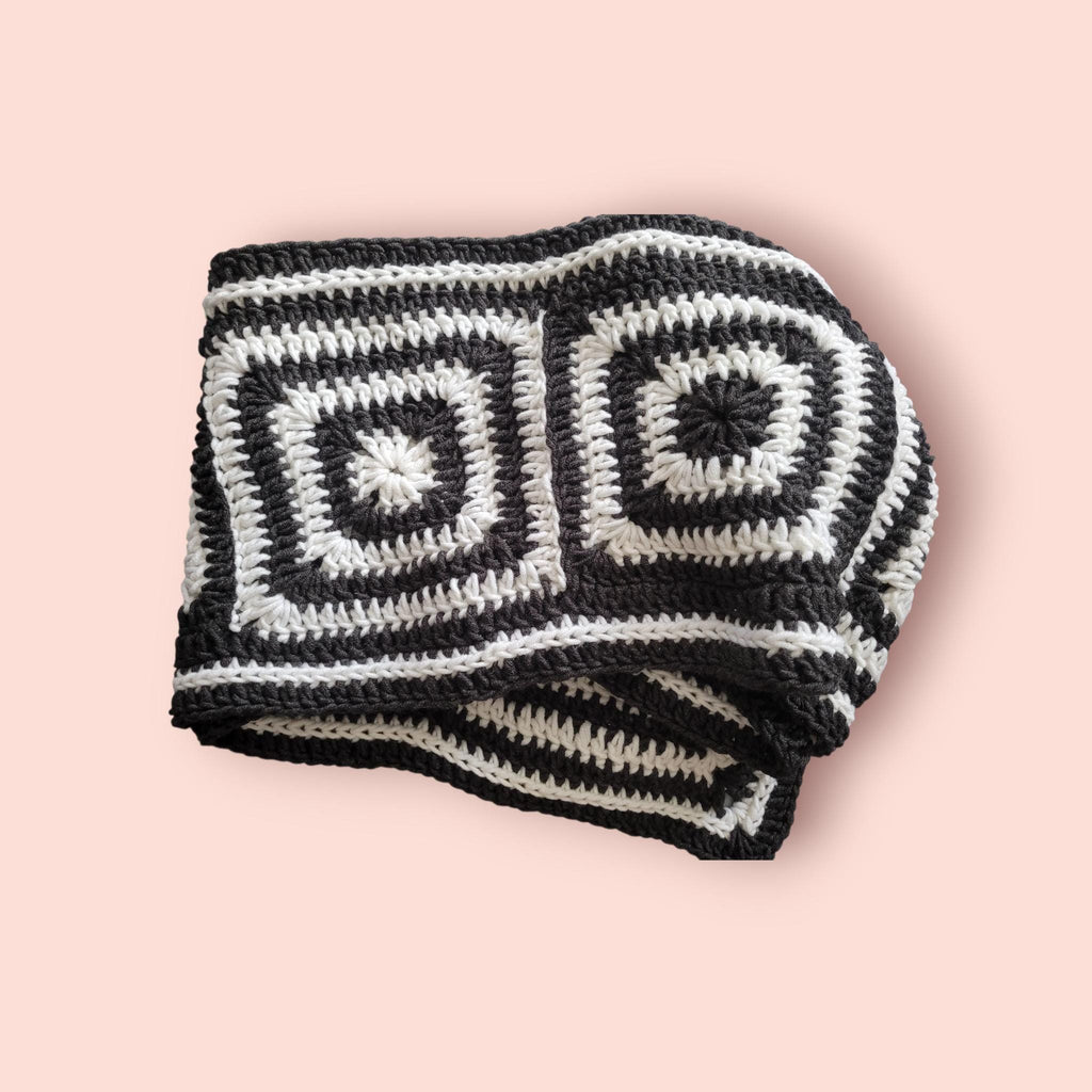 blanket scarf, long and wide, with merino wool, dark grey and off white, handmade