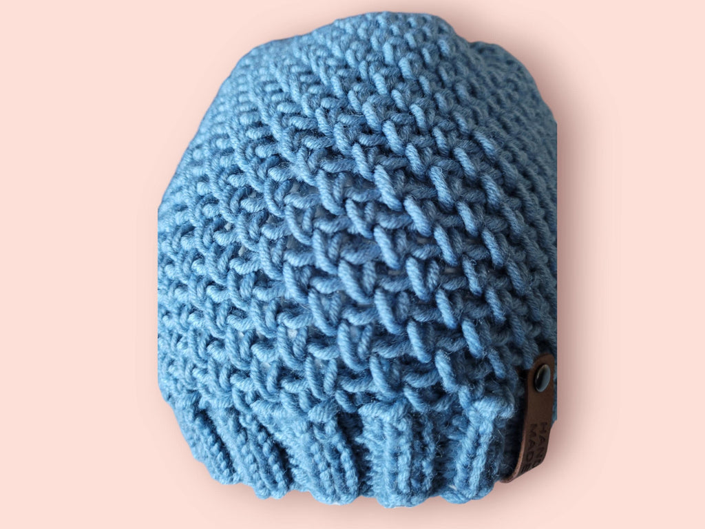 100% merino wool beanie, jeans blue